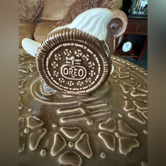Oreo Cookie Cookie Jar. 9 inches high - Picture 3 of 5